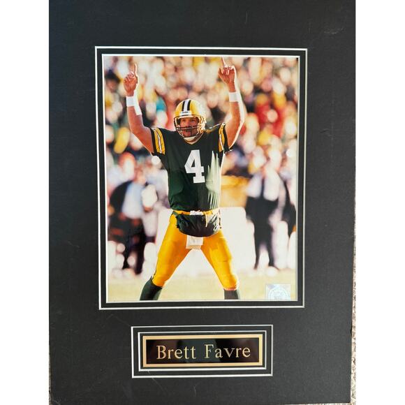 Other - 🏈 Brett Favre Collector’s Set – Matted 12x16 Prints (Unframed) 🟢💛